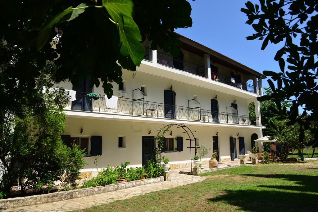 Pension Ipiros Gouvia Bagian luar foto